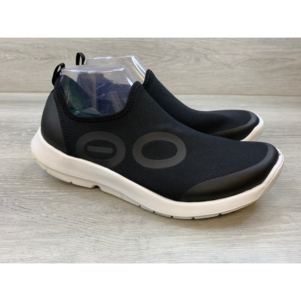 Oofos OOmg Mesh Low Recovery Shoes Black White Men's 9.5 Slip On Sneaker